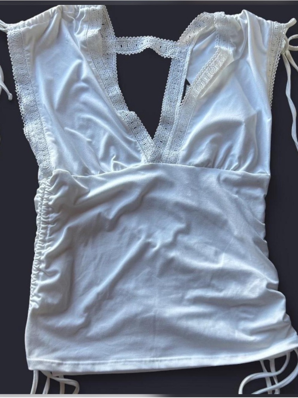 chic White Lace-Trim V-Neck Chemise Top
